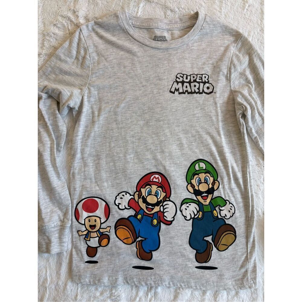 Super Mario Boys Long Sleeve Shirt Size M